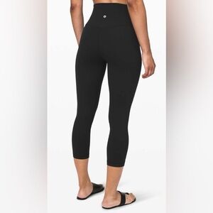 Lululemon Align Crop *21" Black size 10 EUC